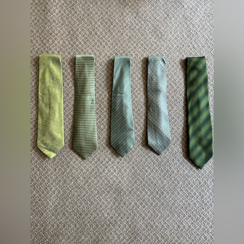 Stylish Green Tie Set for Men